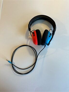 Nintendo switch headset with mic brand onn